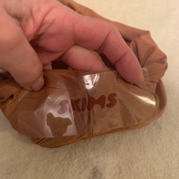 SKIMS (NWT) SWIM MID WAIST BOTTOMS - Picture 6 of 7